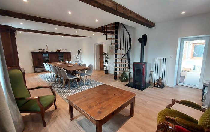 Table d'hôtes à l'Oasis — repas convivial